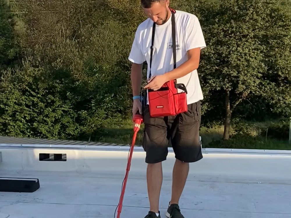 Flachdach Diagnose und Lecksuche